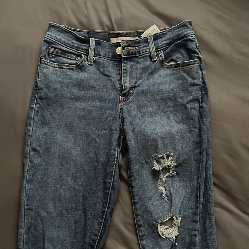 Levi jeans